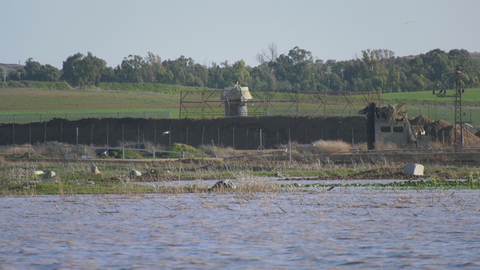 حماية يدين فتح السدود المائية على المناطق الشرقية من قطاع غزة وإغراقها من قبل سلطات الاحتلال الاسرائيلي
