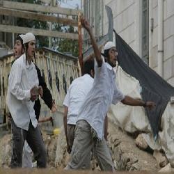 مستوطنون يرشقون منازل المواطنين بالحجارة جنوب الخليل