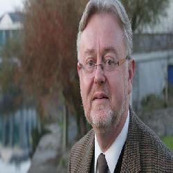 حماية يعبر عن قلقه من استقالة شاباس ويدعو للشفافية والتأني في تعيين مسئولي التحقيق الأممي