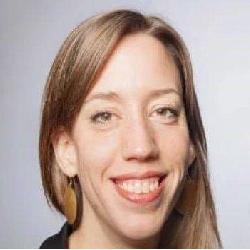 حماية: يستنكر منع  سلطات الاحتلال الناشطة الهولندية 